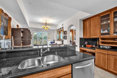 3065 NE 208th Ter, Aventura FL - photo 24 of 57