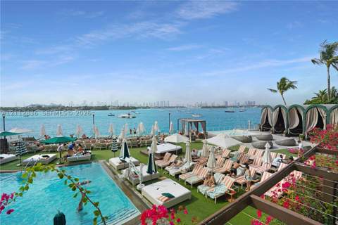 1100 West Ave 1215, Miami Beach FL - photo 8 of 15