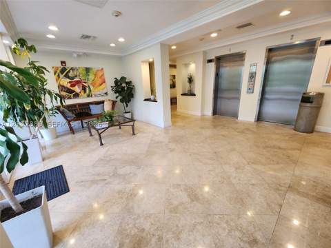 2640 NE 135th St 415, North Miami FL - photo 13 of 17