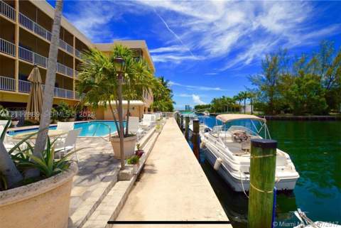 2640 NE 135th St 415, North Miami FL - photo 17 of 17