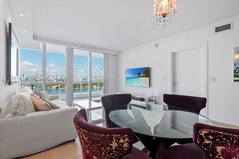 2 bedroom Condominium at 540 West Ave 1914, The Bentley Bay Condo, Miami Beach — photo 2
