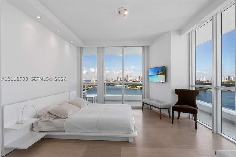2 bedroom Condominium at 540 West Ave 1914, The Bentley Bay Condo, Miami Beach — photo 5
