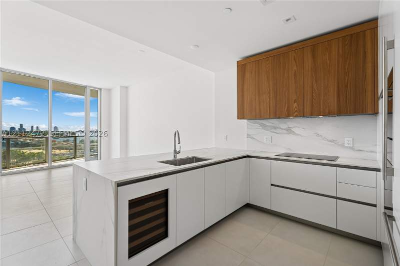 2 bedroom Condominium at 1400 Biscayne Blvd 905, Casa Bella Residences, Miami — photo 4