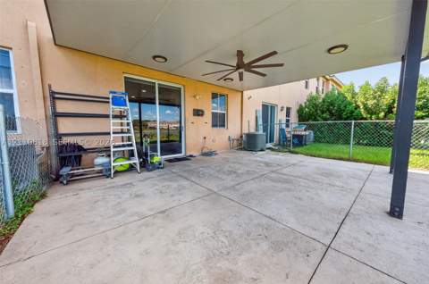 2381 SE 14th St, Homestead FL - photo 18 of 33