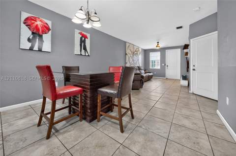 2381 SE 14th St, Homestead FL - photo 6 of 33