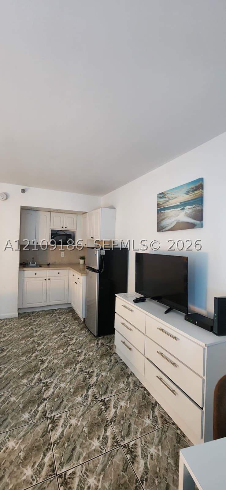 0 bedroom Condominium at 5445 Collins Ave 1408, Castle Beach Club Condo, Miami Beach — photo 3