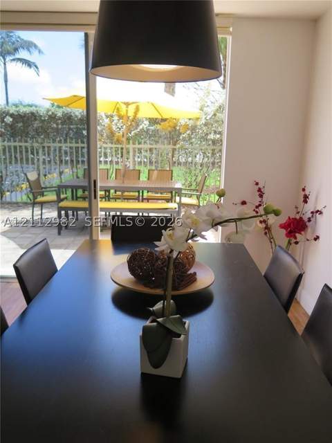 11450 NW 60th Ter 289, Doral FL - photo 13 of 31