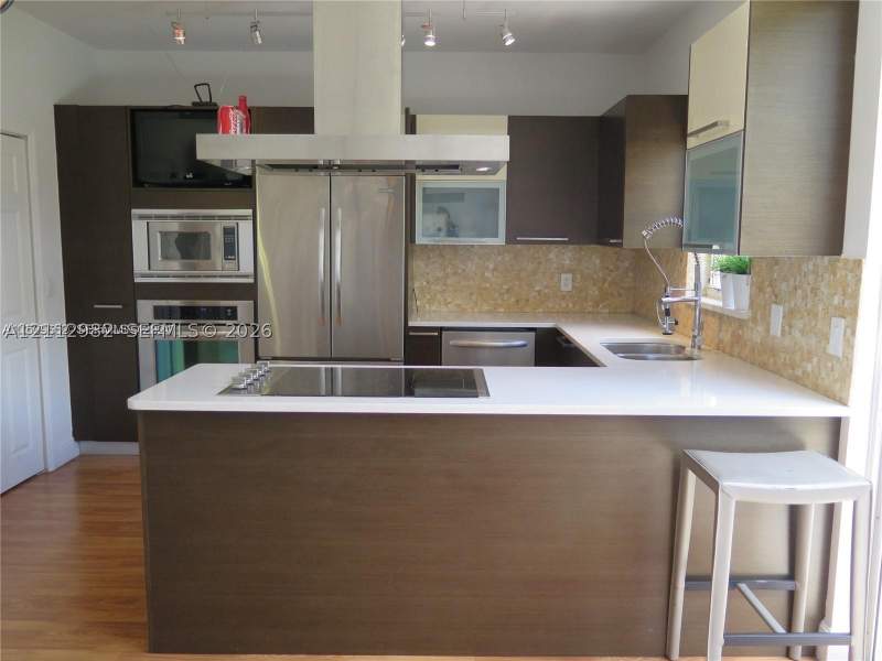 3 bedroom Condominium at 11450 NW 60th Ter 289, The Gates At Doral Isles, Doral — photo 2