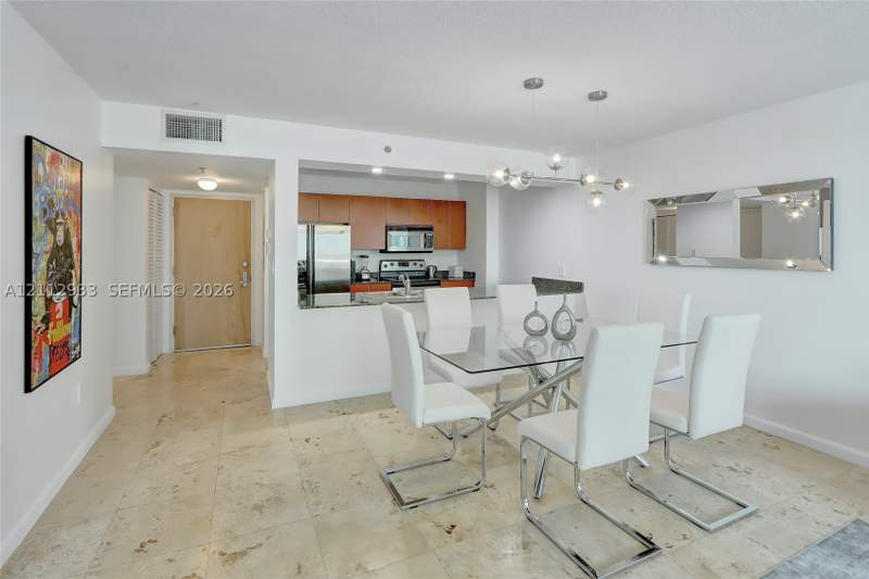 1 bedroom Condominium at 1200 Brickell Bay Dr 4106, The Club At Brickell Bay, Miami — photo 5