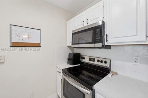 2665 SW 37th Ave 612, Miami FL - photo 9 of 34
