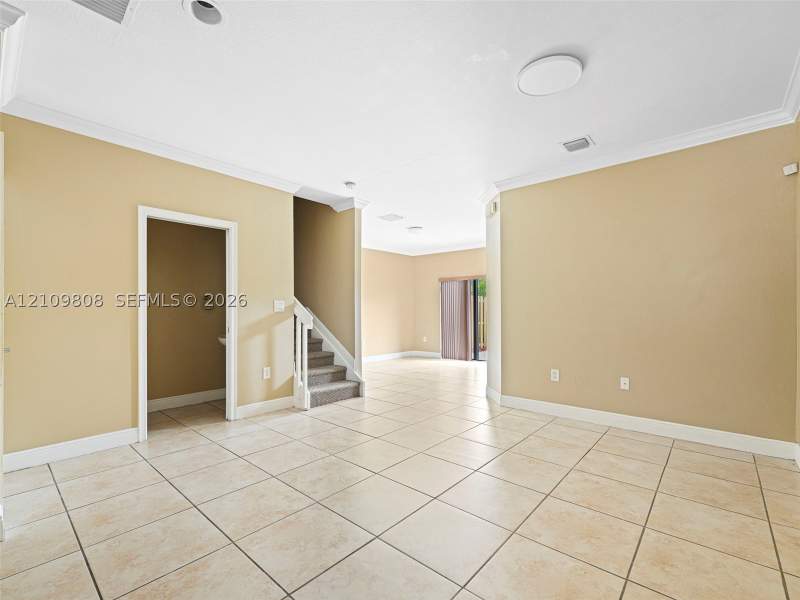 3 bedroom Townhouse at 353 NE 37th Pl, Baywinds Of Ibiza, Homestead — photo 3