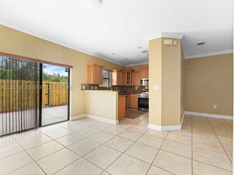 353 NE 37th Pl, Homestead FL - photo 8 of 30