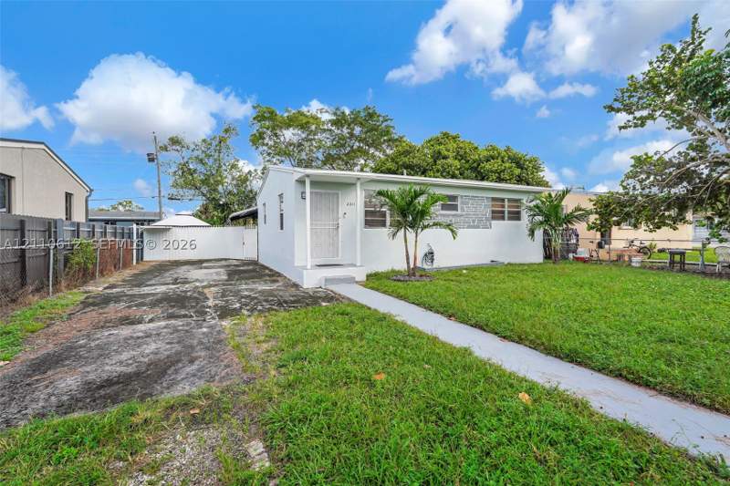 3 bedroom SingleFamilyResidence at 2311 NW 140th St, Long Estates, Opa Locka — photo 4