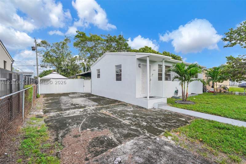 3 bedroom SingleFamilyResidence at 2311 NW 140th St, Long Estates, Opa Locka — photo 5