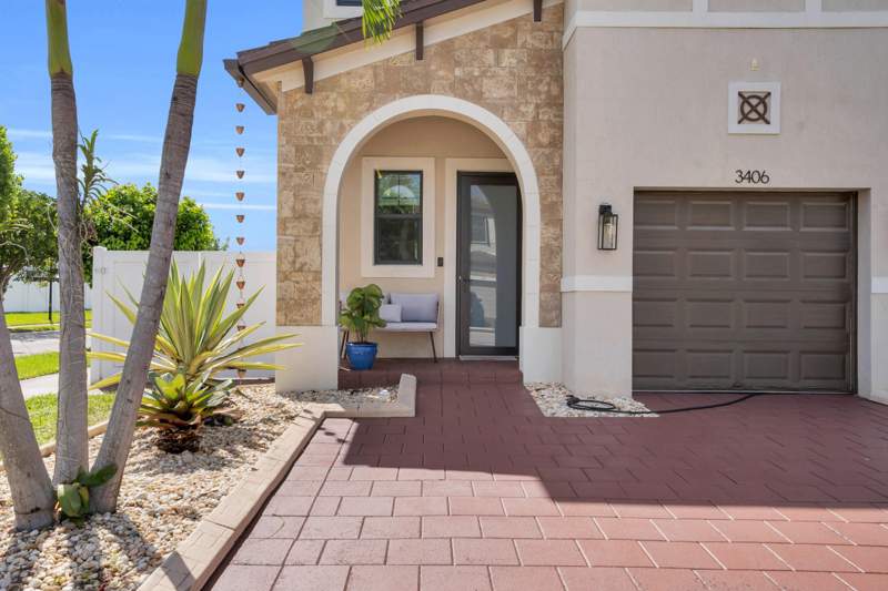 3 bedroom SingleFamilyResidence at 3406 W 110th Street, Aquabella North, Hialeah — photo 5