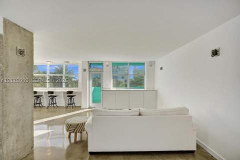 301 Ocean Dr 402, Miami Beach FL - photo 11 of 48