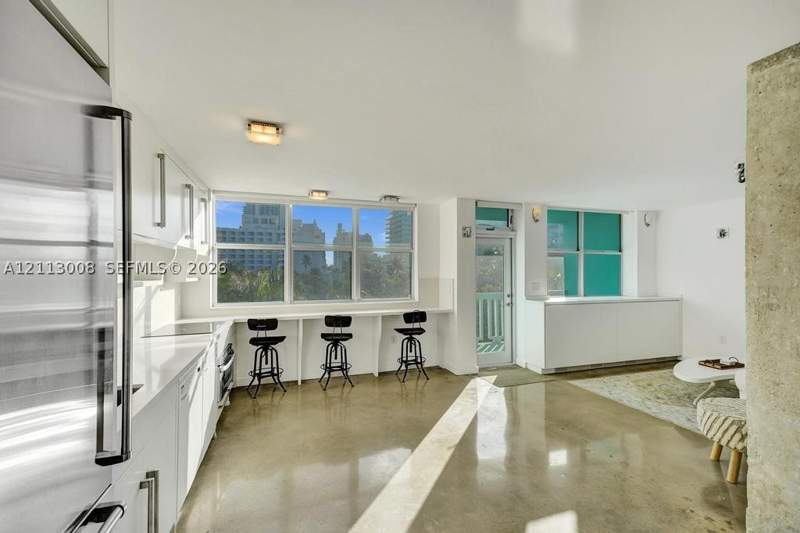 0 bedroom Condominium at 301 Ocean Dr 402, Ocean Park Condominium In, Miami Beach — photo 3