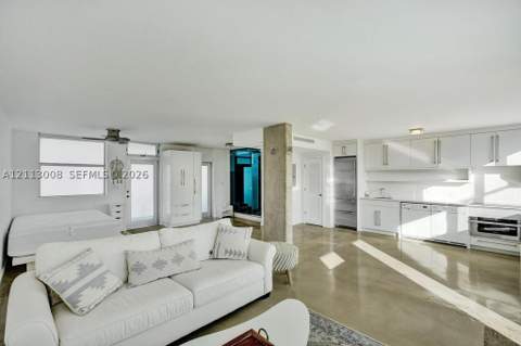 301 Ocean Dr 402, Miami Beach FL - photo 9 of 48