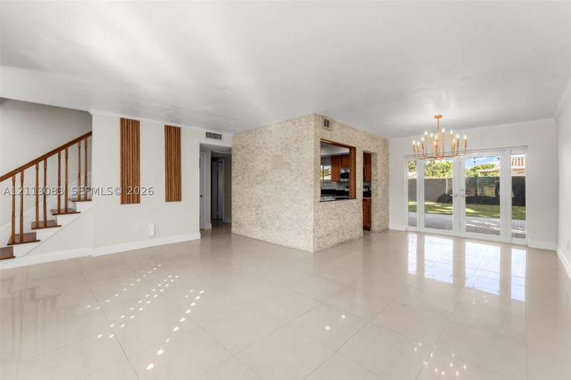 4 bedroom SingleFamilyResidence at 9975 SW 85th St, Heftler Homes Sunset Park, Miami — photo 4