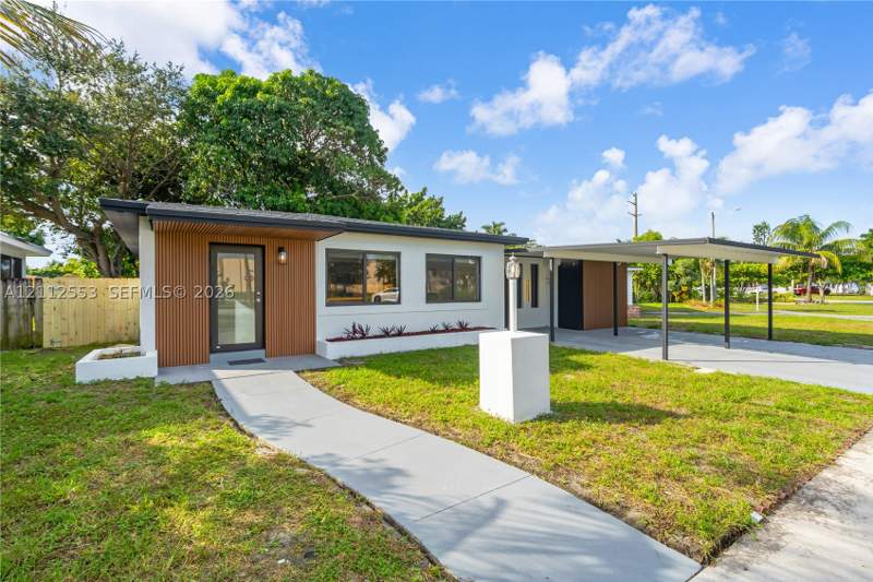 3 bedroom SingleFamilyResidence at 1410 NE 161st St, Fulford By The Sea Sec H, North Miami Beach — photo 2