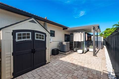 20016 NW 81st Path, Hialeah FL - photo 24 of 30