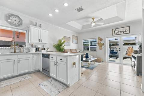 217 SW 15th Pl, Homestead FL - photo 6 of 32