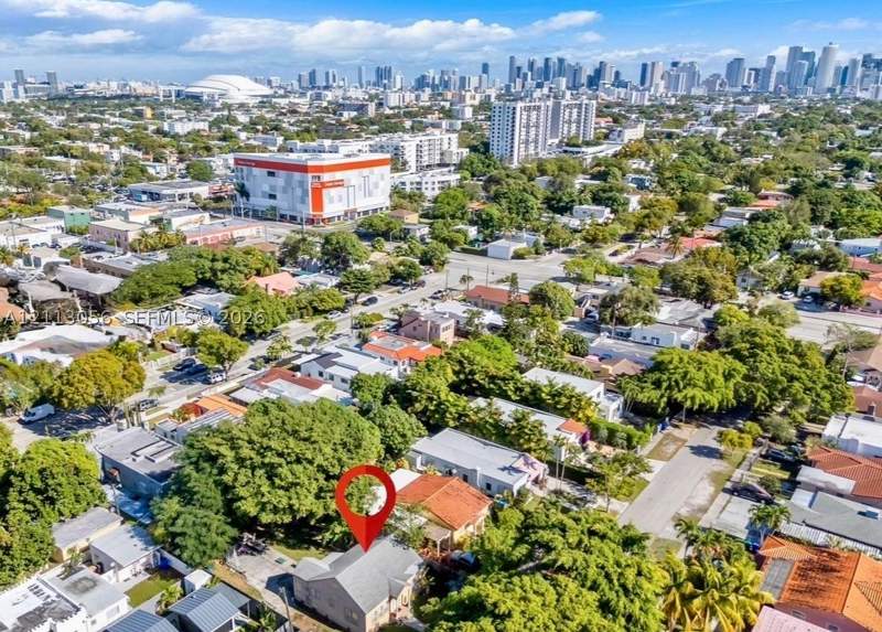 2 bedroom SingleFamilyResidence at 2271 SW 11th St, Bryan Park, Miami — photo 2