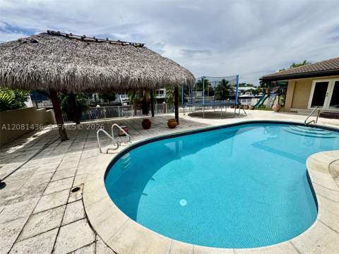 3324 NE 167th St, North Miami Beach FL - photo 10 of 35