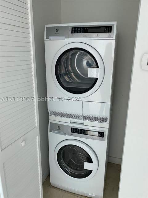300 S Biscayne Blvd 2710, Miami FL - photo 11 of 12