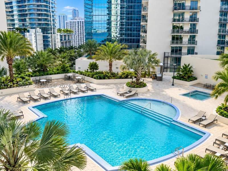 2 bedroom Condominium at 300 S Biscayne Blvd 2710, Met 1, Miami — photo 2