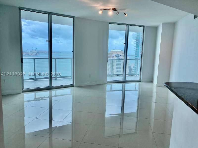 2 bedroom Condominium at 300 S Biscayne Blvd 2710, Met 1, Miami — photo 4
