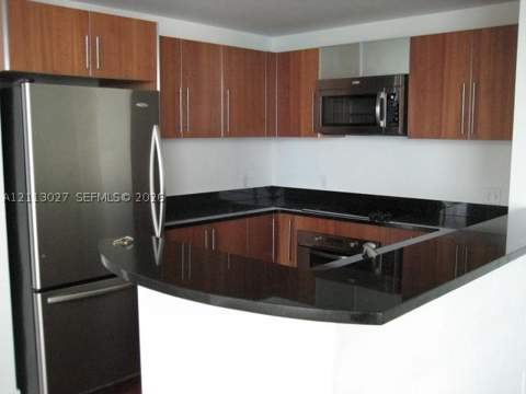 300 S Biscayne Blvd 2710, Miami FL - photo 9 of 12