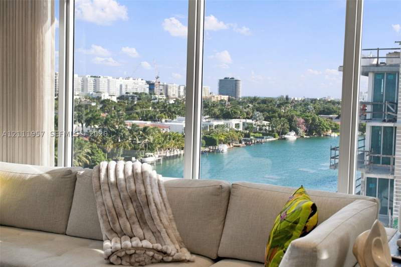 3 bedroom Condominium at 9521 E Bay Harbor Dr 904, Bay Harbour Island, Bay Harbor Islands — photo 3