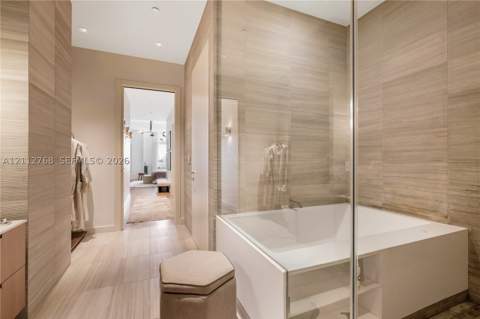 4701 N Meridian Ave 304, Miami Beach FL - photo 16 of 28