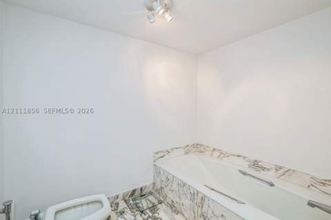 6423 Collins Ave 1602, Miami Beach FL - photo 12 of 25