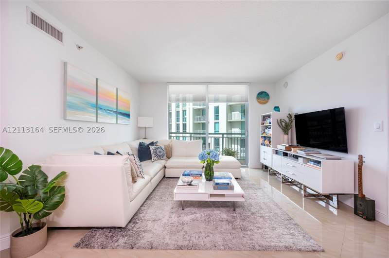 2 bedroom Condominium at 9055 SW 73rd Ct 1208, Metropolis I At Dadeland, Miami — photo 4