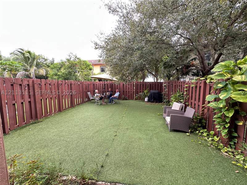 4 bedroom Townhouse at 365 SE 37th Ter, Baywinds Of Galapagos Fir, Homestead — photo 3