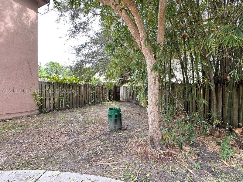 4 bedroom Townhouse at 365 SE 37th Ter, Baywinds Of Galapagos Fir, Homestead — photo 4