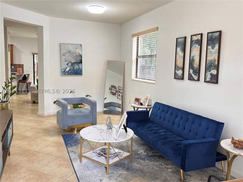 365 SE 37th Ter, Homestead FL - photo 8 of 97