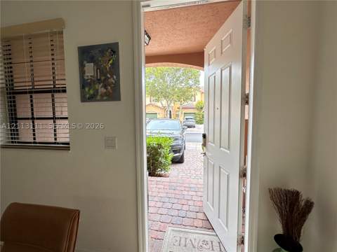 365 SE 37th Ter, Homestead FL - photo 9 of 97