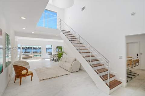 1372 S Venetian Way, Miami FL - photo 6 of 20