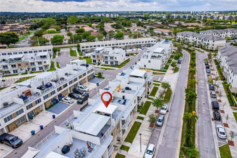 4 bedroom Townhouse at 25880 SW 139th Path 0, Paradise Gardens, Homestead — photo 3