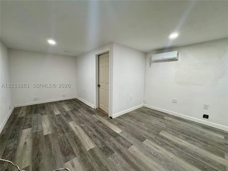 2 bedroom SingleFamilyResidence at 7605 NW 68th Ct, 11 53 40 Fla Fruit Land C, Medley — photo 3