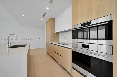 2411 Laguna Circle 1605, Miami FL - photo 8 of 95