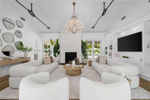 4700 Lake Rd, Miami FL - photo 11 of 90