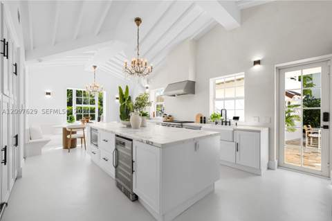 4700 Lake Rd, Miami FL - photo 16 of 90