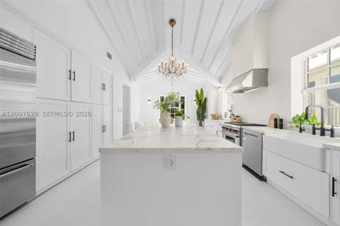 4700 Lake Rd, Miami FL - photo 17 of 90