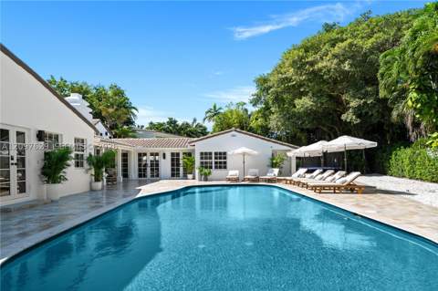 4700 Lake Rd, Miami FL - photo 8 of 90