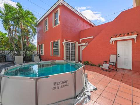 10801 NW 51st Ln, Doral FL - photo 11 of 46