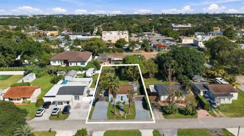 6521 SW 42nd St, Miami FL - photo 6 of 14